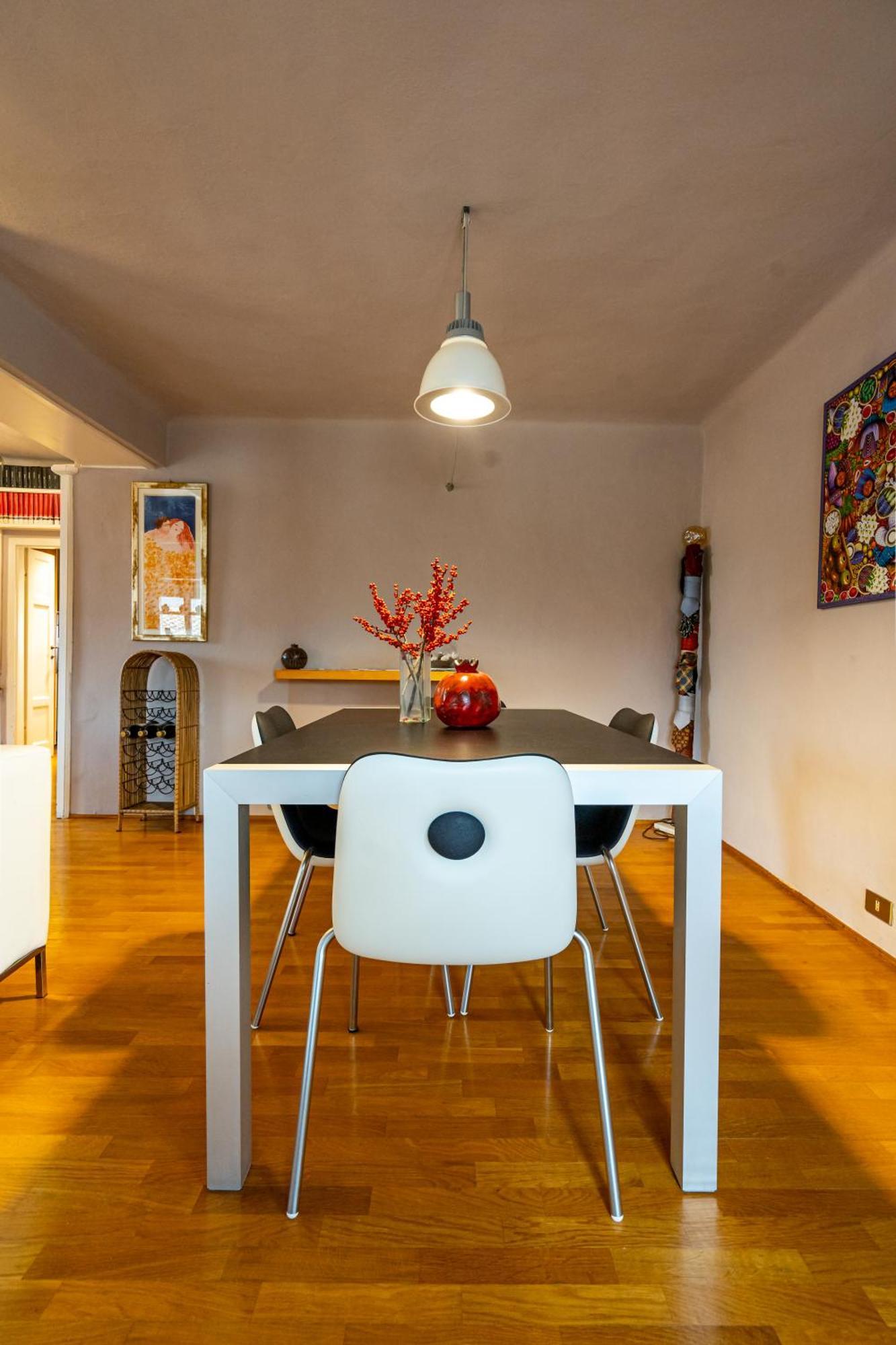 Cozy Apartment With A View On The City Walls Лука Екстериор снимка